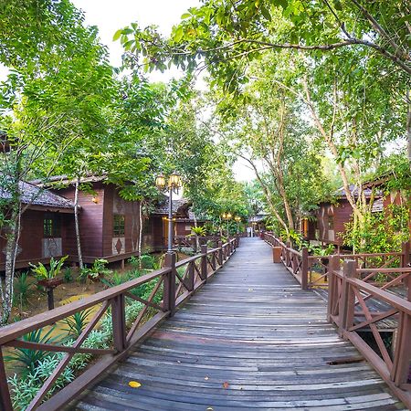 Sipadan Mangrove Resort Tawau Extérieur photo